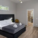Dimora Neapolis Pensionat 4*