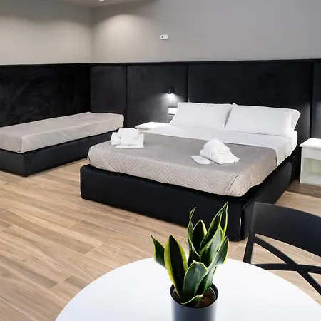 بيت ضيافة Dimora Neapolis 4*