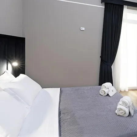 Гостевой дом Dimora Neapolis 4*