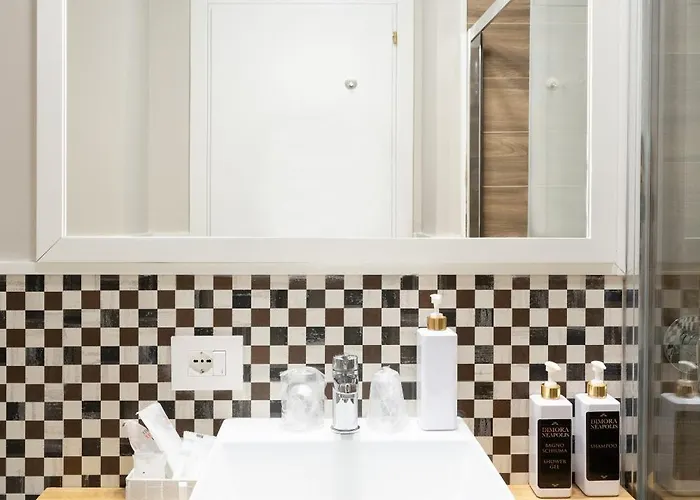 Dimora Neapolis Affittacamere 4*